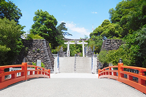 武田神社